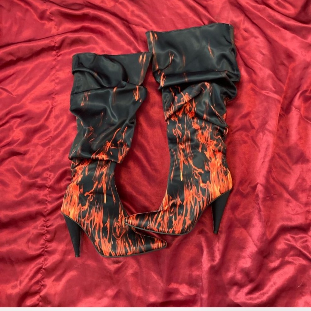 Flame Patterned Black and Orange Women's Boots